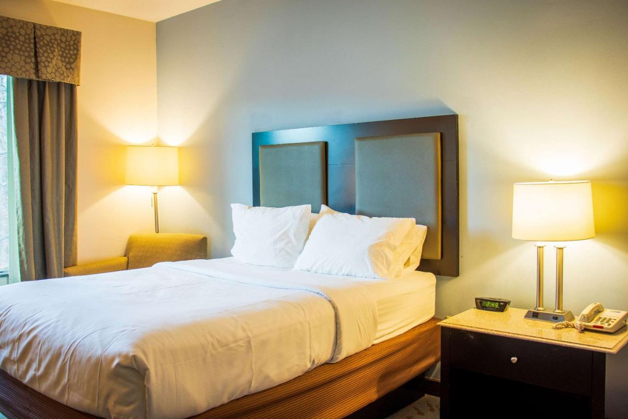 Comfort & Plainville-foxboro Plainville
